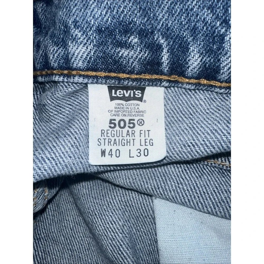 Levis embrace classic